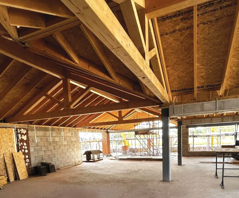 Our Bespoke Glulam Feature Trusses have now been installed at the new clubhouse extension project at Wishaw Golf Club, Sutton Coldfield. ⛳️